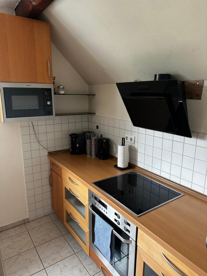 Schoene Ruhige Wohnung In Anliegerstrasse Essen Exterior foto